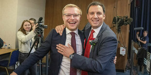 Labour-Politiker Michael Shanks und Labour-Vorsitzender Anas Sarwar.