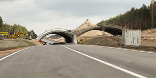 Autobahnbaustelle.