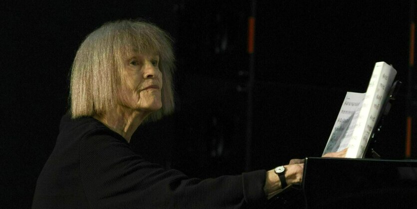 Carla Bley am Piano beim Jazzfestival in Turin, April 2018