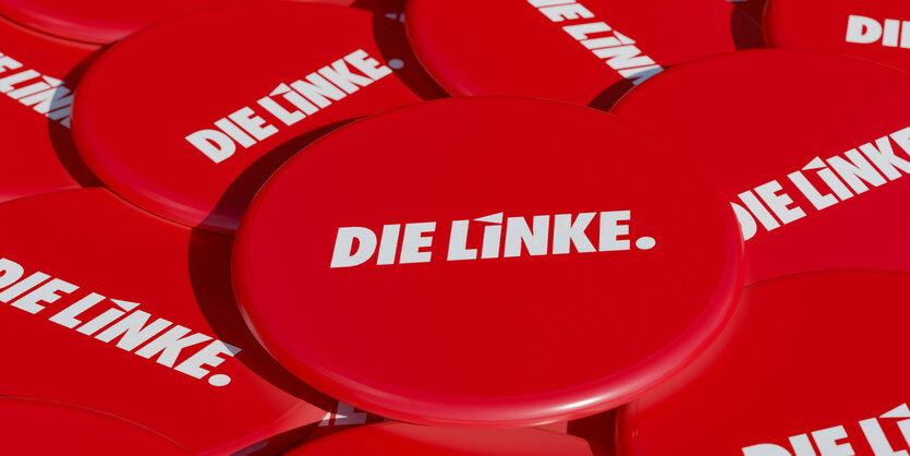 Rote Buttons mit der Aufschrift "Die Linke"