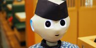 Portrait eines Restaurantroboters in Japan