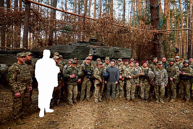 Montage mit Soldaten.