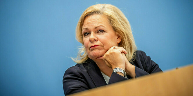 Nancy Faeser in der Bundespressekonferenz