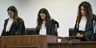 Richterinnen in einem Gericht.