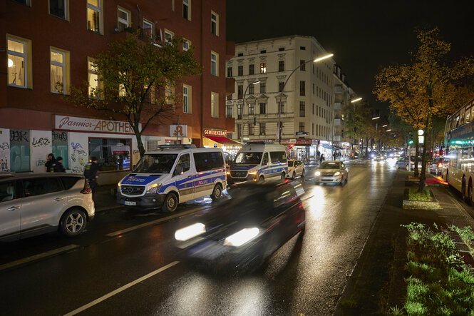 Polizei auf der Sonnenallee