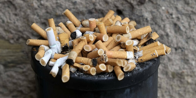 Verbot von Aroma-Tabak in Tabakerhitzern: Macht krank, schmeckt wie  Obstsalat 