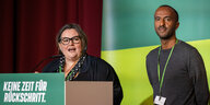 Susanne Mertens und Philmon Ghirmai, Landesvorsitzende von Bündnis 90/Die Grünen in Berlin, sprechen auf der Landesdelegiertenkonferenz ihrer Partei.