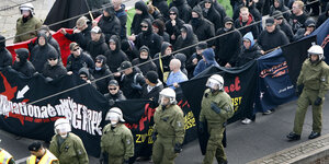 Nazis demonstrieren in Berlin