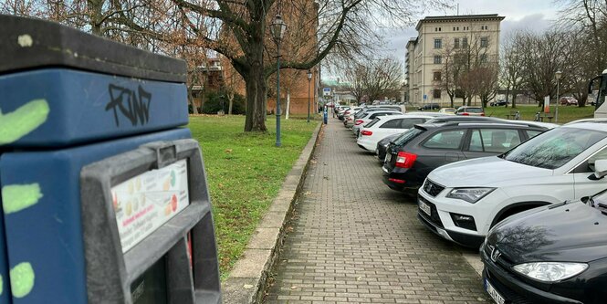 Parkende Autos