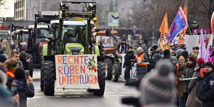 Traktor bei der Wir haben es satt Demonstration