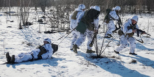 Ukrainische Soldaten beim Training.