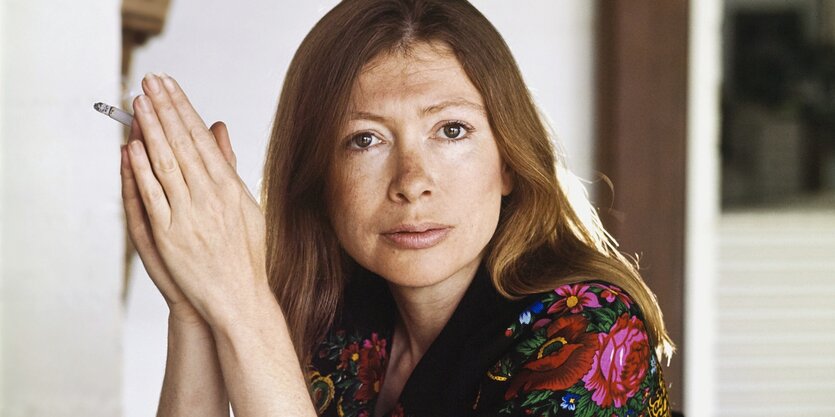 Porträtaufnahme der Schriftstellerin Joan Didion, 1972