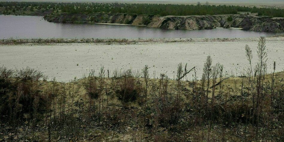 Ein See in einem ehemaligen Tagebau