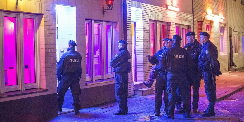 Polizei-Razzia in einem Bordell