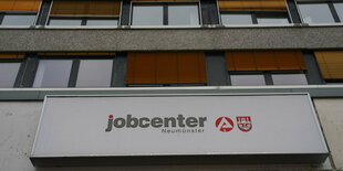 Neumünster: Blick auf das Jobcenter Neumünster