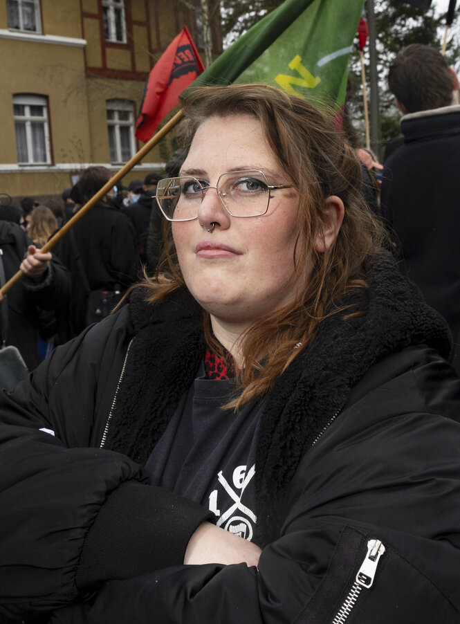 Clara Mühlheim bei der Demonstration in Jüterbog