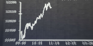 steigende Aktienkurve