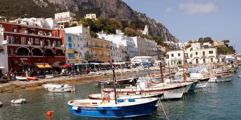 Der Hafen von Capri.