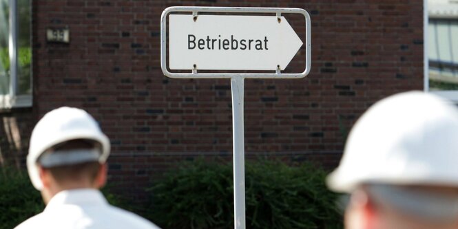 Schild mit der Aufschrift Betriebsrat.