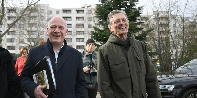 Das Bild zeigt Kai Wegner und Christian Gaebler