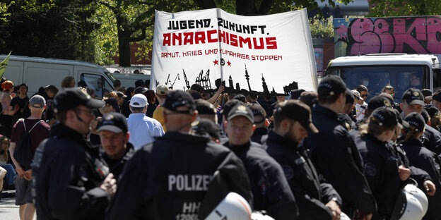 1.-Mai-Demo im Hamburger Schanzenviertel.