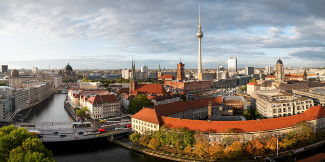 Das Bild zeigt die Innenstadt Berlin