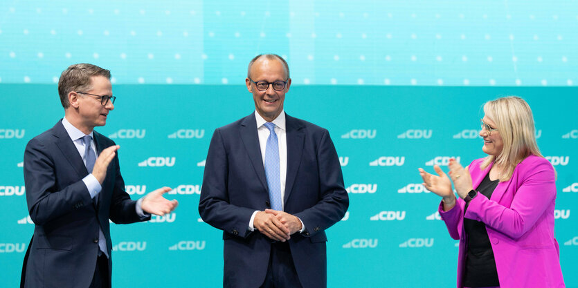 Friedrich Merz wird auf dem CDU-Parteitag beklatscht