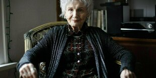 Alice Munro