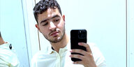 Mazen Ahmed Deraz macht ein Selfie