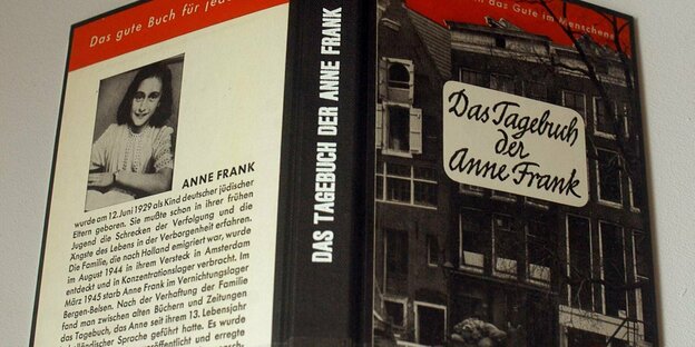 Eine Kopie des „Tagebuchs der Anne Frank“.