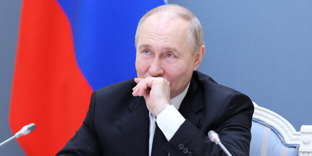 Präsident Putin bei einer Pressekonferenz.