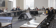 Mietglieder des Neukölln-Ausschusses im Abgeordnetenhaus