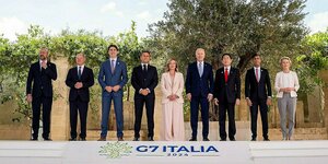 Die Staats- und Regierungschefs aus den sieben Industrienationen USA, Kanada, Großbritannien, Frankreich, Italien, Deutschland und Japan treffen sich unter der Gastgeberschaft von Italien in Borgo Egnazia bei Bari zu ihrem jährlichen G7 Gipfel.