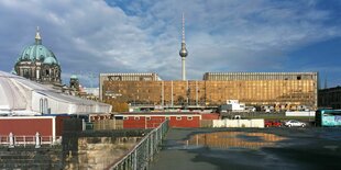 Blick auf den Palast der Republick