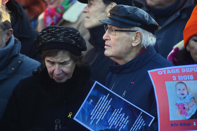 Serge Klarsfeld auf einer Demonstration.