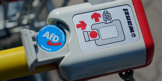 Chip mit AFD Logo im Einkaufswagen