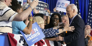 Biden mit Fans