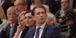 Sebastian Kurz sitzt im Parlament