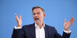 Finanzminister Lindner bei einer Pressekonferenz.