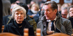 Friede Springer und Mathias Döpfner beim Trauergottesdienst im Berliner Dom für den verstorbenen Präsidenten des Deutschen Bundestages a. D., Wolfgang Schäuble, Berlin , 22.01.2024