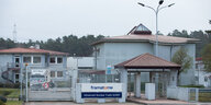 Zeigt den Haupteingang des Werkesgeländes von Framatome, einer Brennelementefabrik im niedersächsischen Lingen