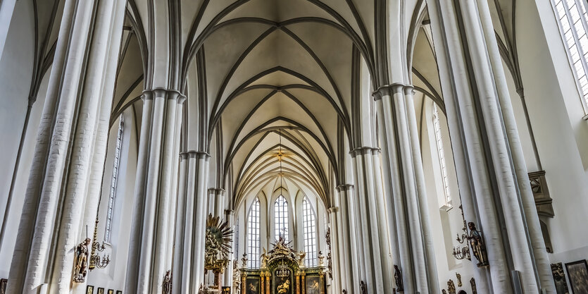 Das Bild zeigt die Marienkirche von innen