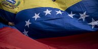 Das Bild zeigt die Fahne von Venezuela
