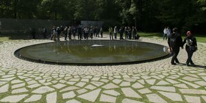 Das Denkmal für die von Nationalsozialisten ermordeten Sinti und Roma im Berliner Tiergarten