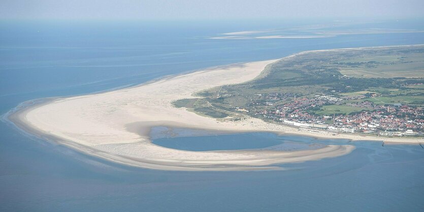 Luftbild der Insel Borkum