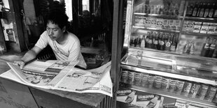 Ein thailändischer Kioskverkäufer in den 80ern