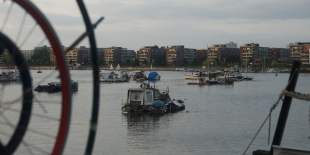 Hausboote in der Rummelsburger Bucht.