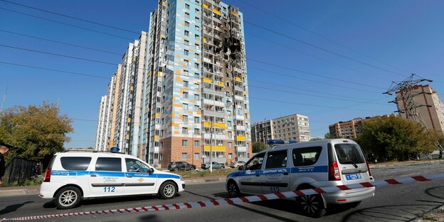 Plattenau in Ramenskoje bei Moskau, der mutmaßlich von einer ukrainischen Drohne getroffen wurde.