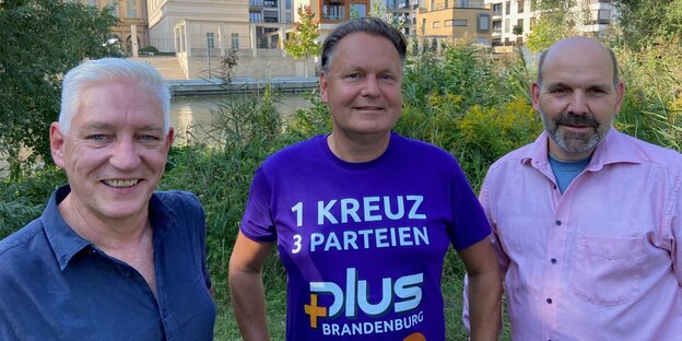 Wählerliste Plus Brandenburg, v.l.n.r.: Thomas Bennühr (Piraten), André Preslowsky (Volt), Thomas Löb (ÖPD)