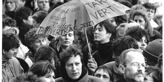 Protestkundgebung der Berliner Kita-Beschäftigten im Januar 1990